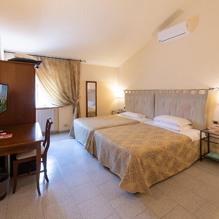 Le Volpaie Hotel San Gimignano Exterior photo